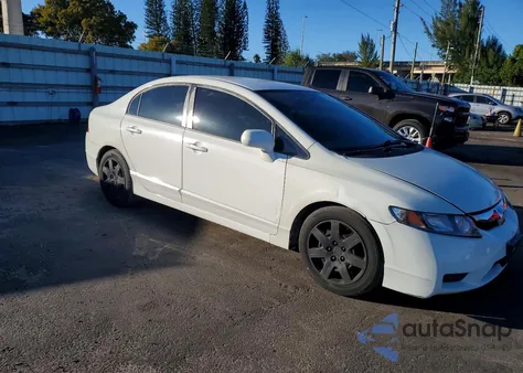 2010 Honda Civic Lx z USA, uszkodzony, nr VIN 2HGFA1F56AH559597